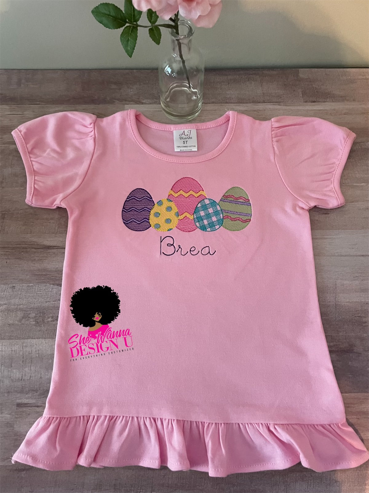 Kids Embroidery Egg Shirt